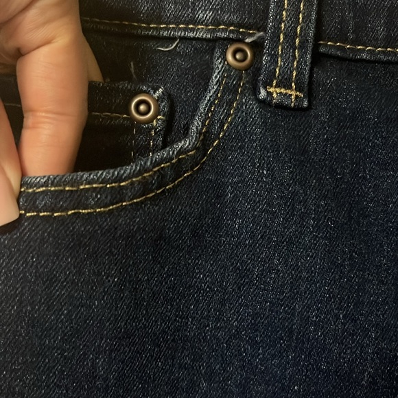 KIRKLAND Signature Men’s 32 X 30 Straight Leg Blue Jeans - Picture 7 of 17